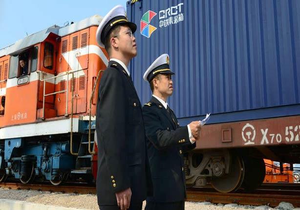 قطار الشحن بين الصين وأوروبا يشهد مزيداً من تطور التجارة